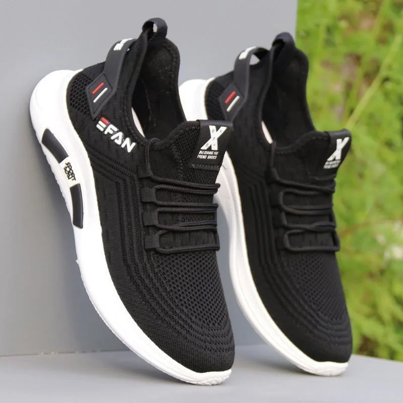 Komfortable herresko for tur og hverdag – pustende og brede slip‑on sneakers